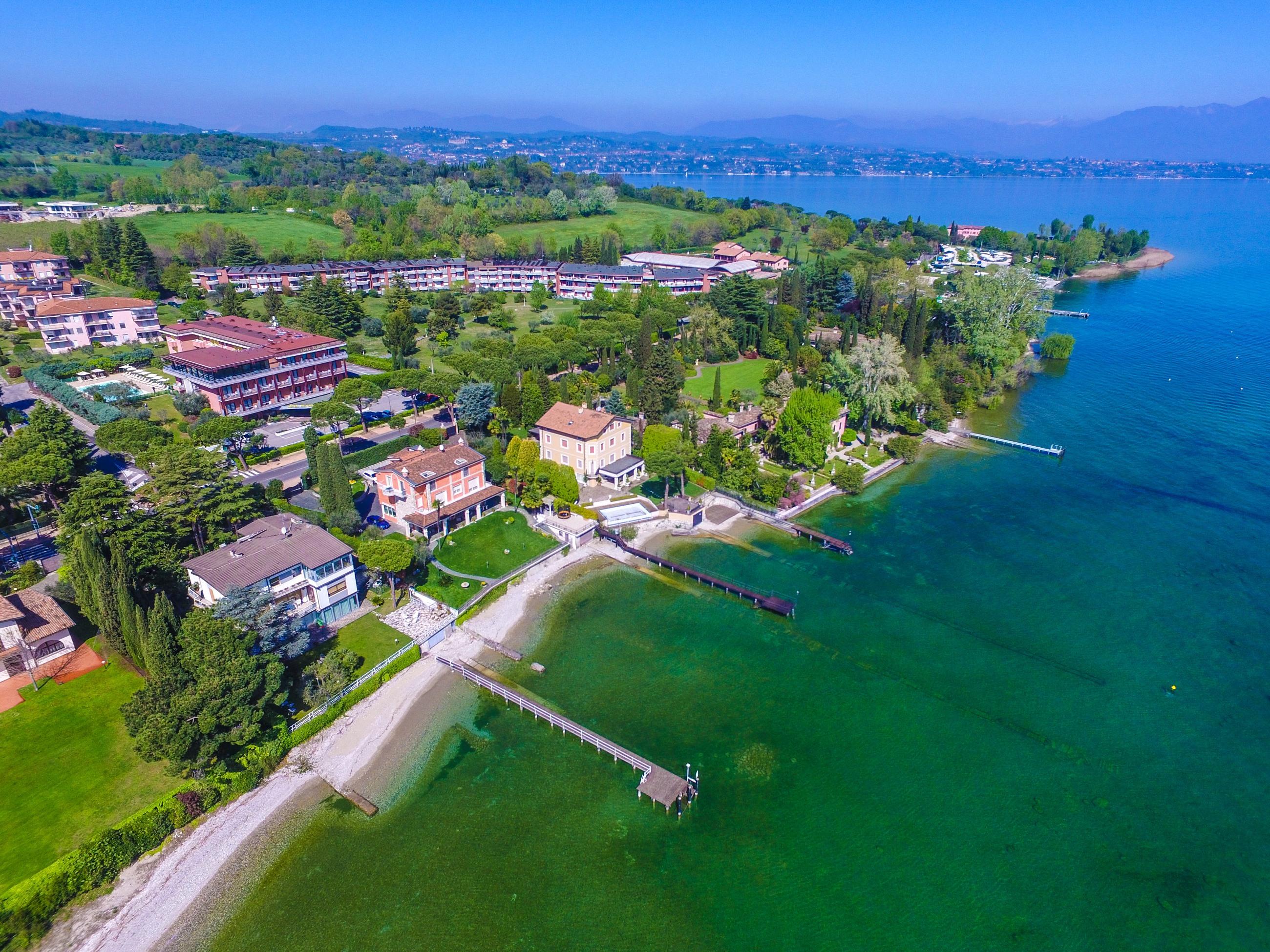 Hotel Oliveto Desenzano del Garda Exterior photo