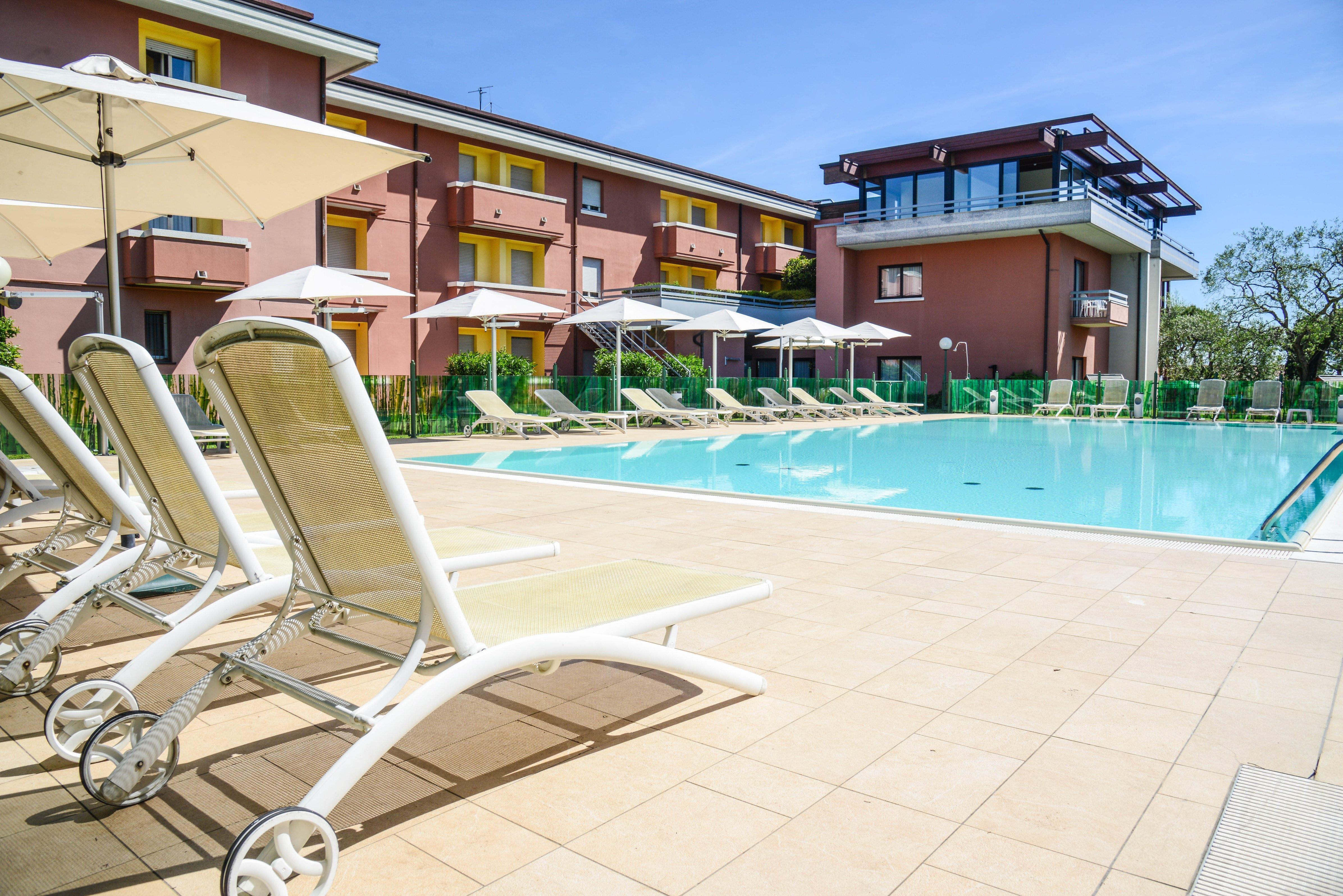Hotel Oliveto Desenzano del Garda Exterior photo